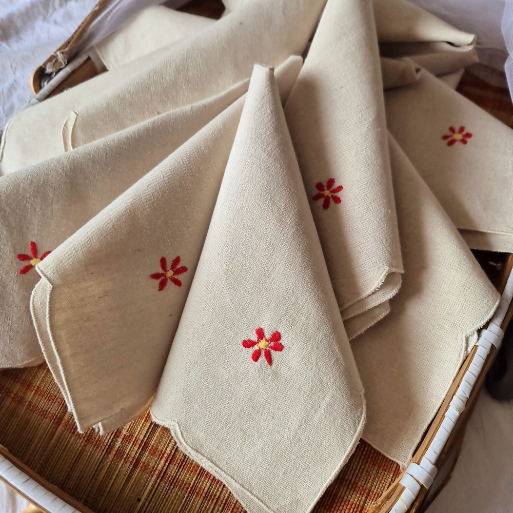 12 Linen Embroidered With Tiny Red Flower Napkins . Made In Portugal